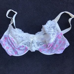 Women’s Satin/Lace bra